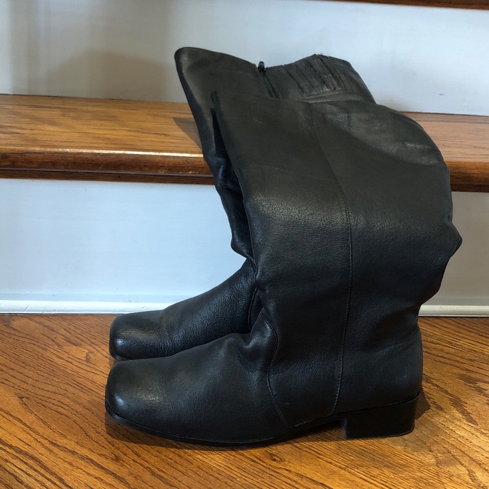 Valley Lane Black Leather Tall Riding Boots Women's Size 9 in Preloved Condition